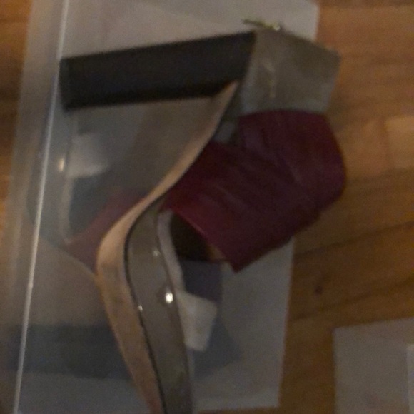 Sandals - Picture 3 of 5